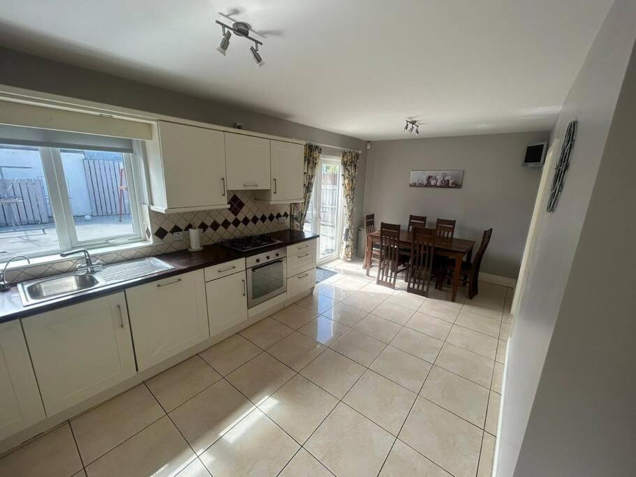 Lily's Town House * Buncrana